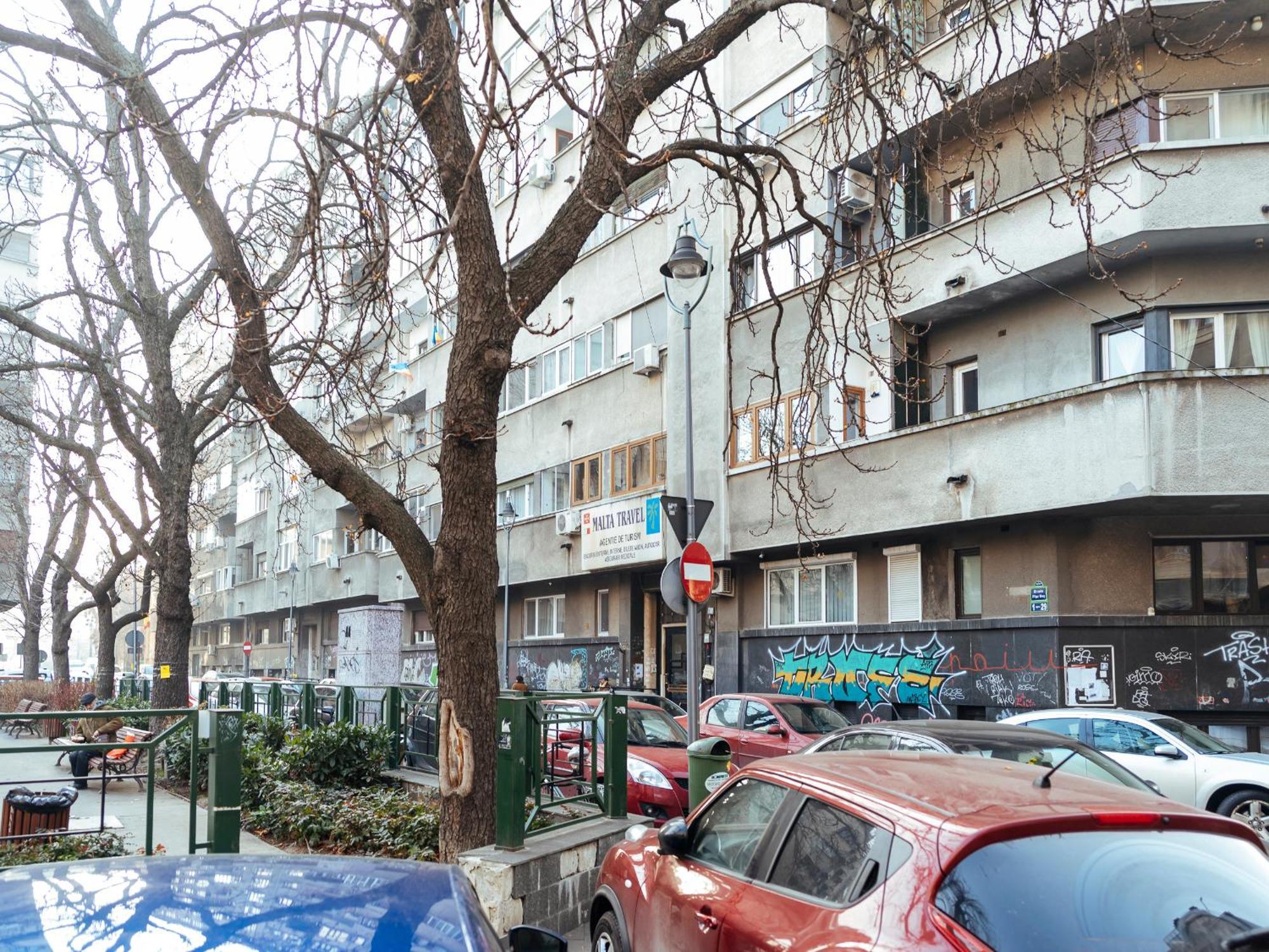 Central Old Town Studio - Historic Area Букурещ Екстериор снимка